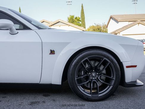 Used 2019 Dodge Challenger R/T Scat Pack RWD image 11