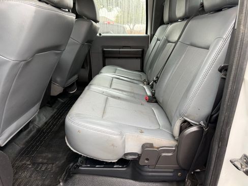 Used 2013 Ford F550 4x4 Crew Cab Super Duty w/ Payload Upgrade Pkg image 12