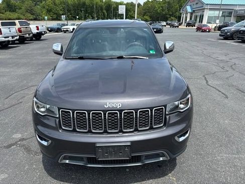 Used 2018 Jeep Grand Cherokee Limited AWD/4WD image 18