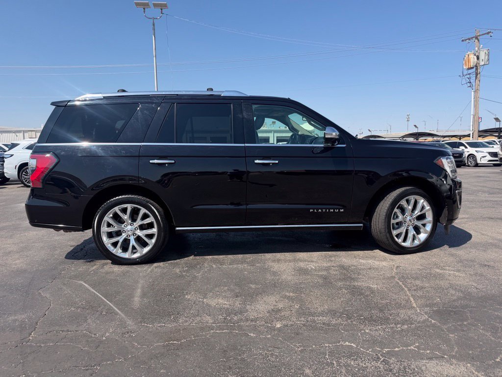 Used 2019 Ford Expedition Platinum AWD/4WD image 4