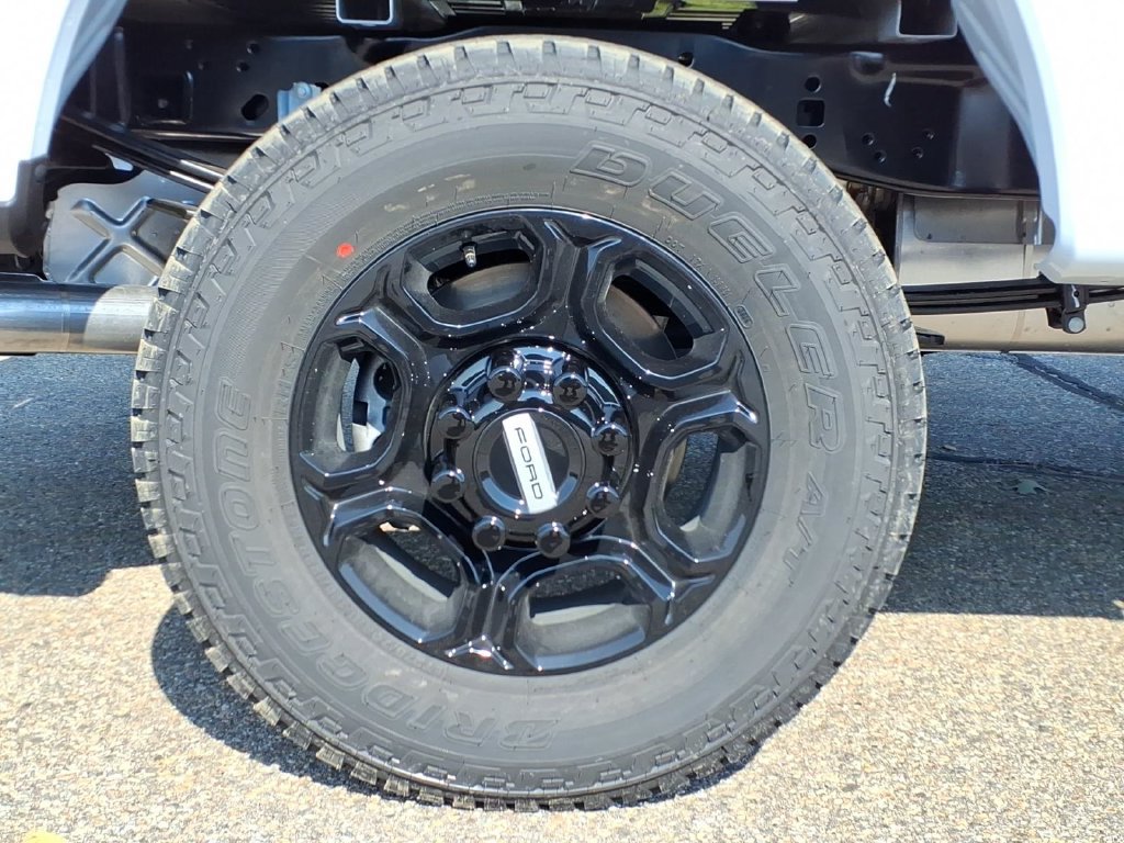 New 2026 Ford F250 XL w/ STX Appearance Package AWD/4WD image 10