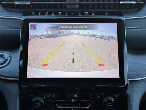 Used 2021 Jeep Grand Cherokee L Limited image 13