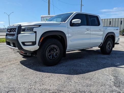 New 2025 Nissan Frontier PRO-4X w/ Interior Protection Package image 9