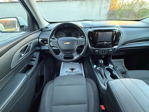Used 2019 Chevrolet Traverse LT image 12