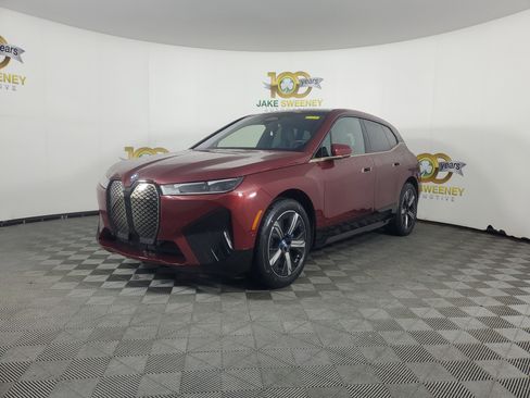 Certified 2025 BMW iX xDrive50 image 3