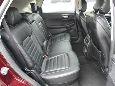 Used 2019 Ford Edge SEL w/ Equipment Group 201A AWD/4WD image 7