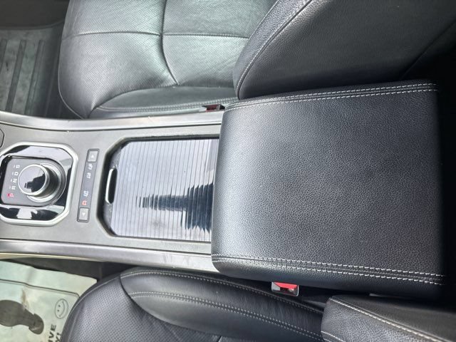 Used 2018 Land Rover Range Rover Evoque SE AWD/4WD image 33