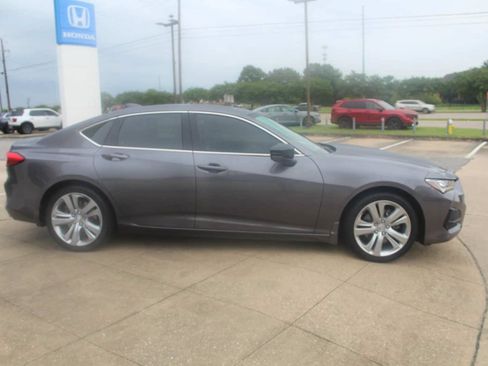 Used 2023 Acura TLX w/ Technology Package FWD image 4