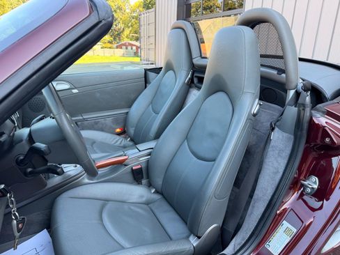 Used 2006 Porsche Boxster RWD image 12