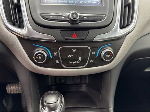 Used 2018 Chevrolet Equinox LS w/ LPO, Blackout Package image 30