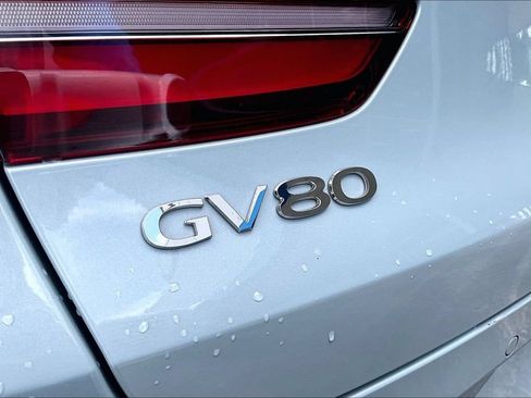 Used 2025 Genesis GV80 3.5T e-SC AWD/4WD image 21