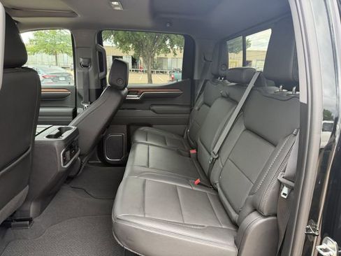 Used 2023 GMC Sierra 1500 Denali w/ Denali Reserve Package AWD/4WD image 29