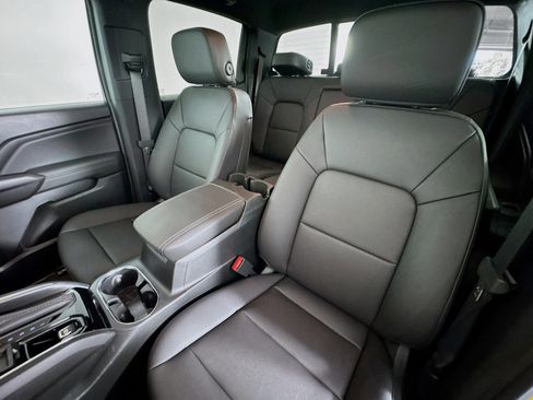 New 2025 GMC Canyon Elevation w/ Convenience Package image 11