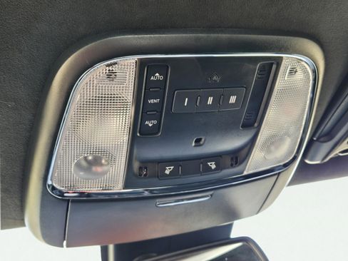 Used 2023 Dodge Charger Scat Pack image 30