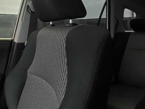Used 2020 Toyota 4Runner SR5 AWD/4WD image 9