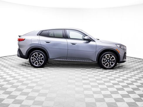 Certified 2025 BMW X2 xDrive28i w/ Premium Package AWD/4WD image 6