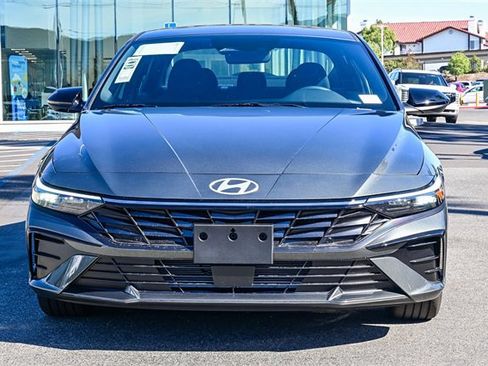 New 2026 Hyundai Elantra SEL Sport image 2