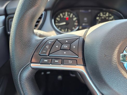 Used 2019 Nissan Rogue Sport S AWD/4WD image 17