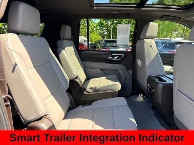 Used 2024 Chevrolet Suburban Z71 w/ Luxury Package AWD/4WD image 78