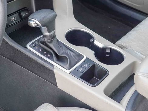 Certified 2020 Kia Sportage LX image 18