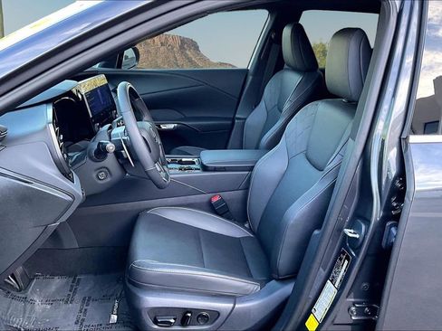 Used 2025 Lexus RX 350 F Sport w/ Convenience Package FWD image 25