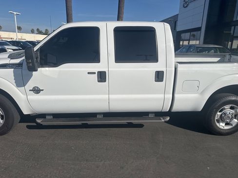 Used 2011 Ford F250 XLT w/ XLT Interior Pkg image 9