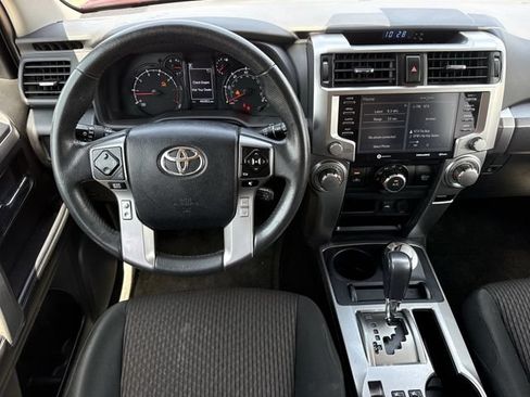 Used 2022 Toyota 4Runner SR5 Premium w/ Moonroof Package AWD/4WD image 12