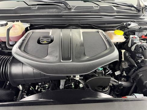 Used 2025 RAM 1500 Big Horn AWD/4WD image 35
