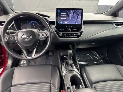Used 2025 Toyota Corolla XSE FWD image 12