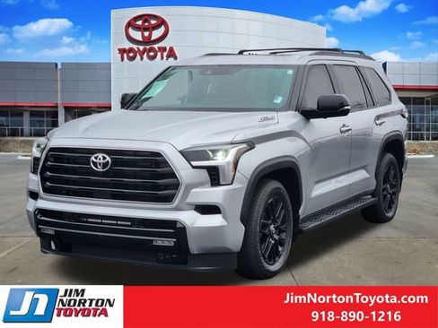 Used 2026 Toyota Sequoia Limited image 3