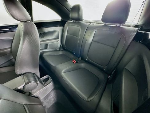 Used 2014 Volkswagen Beetle 2.5 image 28