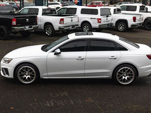 Used 2022 Audi S4 Premium image 11