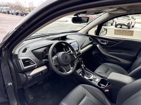 Used 2023 Subaru Forester Limited image 10