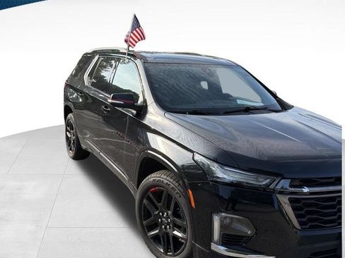 Used 2023 Chevrolet Traverse Premier w/ Redline Edition AWD/4WD image 1