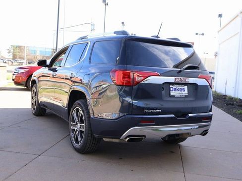 Certified 2019 GMC Acadia Denali w/ Technology Package FWD image 6