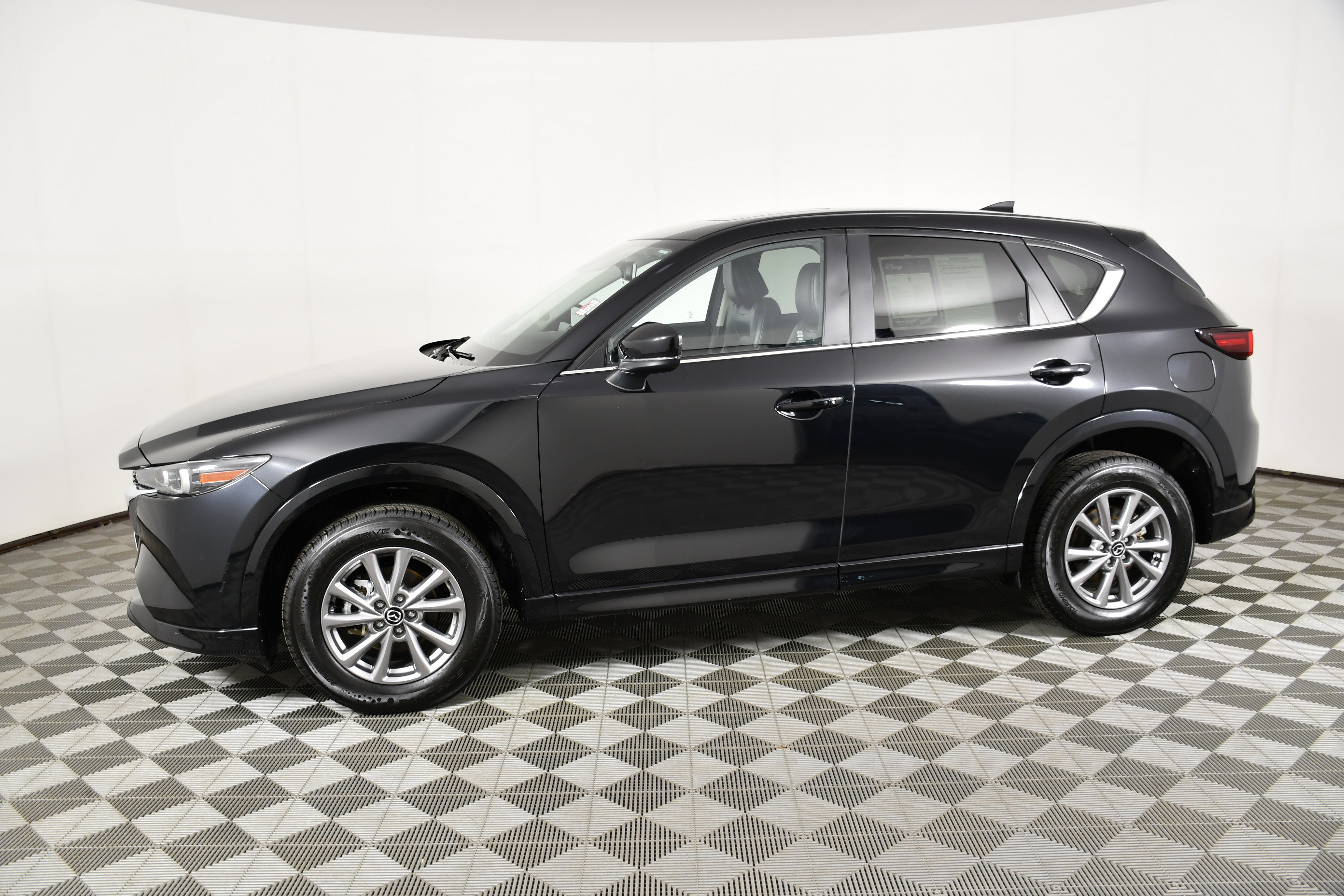 Used 2025 MAZDA CX-5 AWD 2.5 S w/ Preferred Package image 9