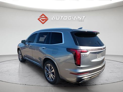 Used 2021 Cadillac XT6 Premium Luxury FWD image 4