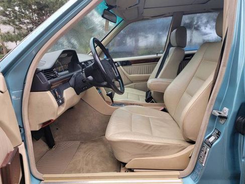 Used 1991 Mercedes-Benz 300 E 3.0 image 11