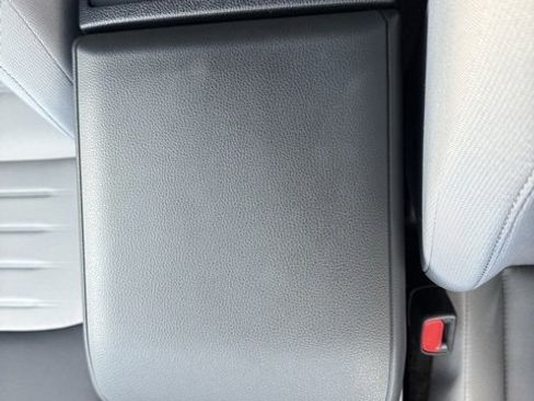 New 2025 Toyota Tacoma TRD Off-Road image 30