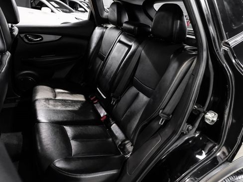 Used 2019 Nissan Rogue Sport SL w/ Premium Package image 45