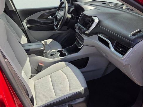 Used 2022 GMC Terrain SLE w/ Driver Convenience Package FWD image 18