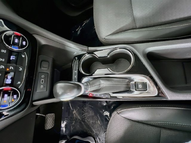 Used 2023 Buick Encore GX Select FWD image 25