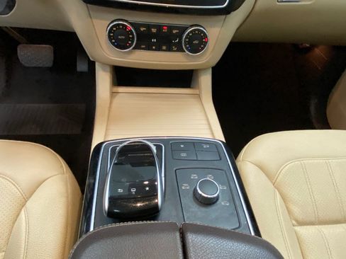 Used 2016 Mercedes-Benz GLE 350 4MATIC w/ Premium Package image 30