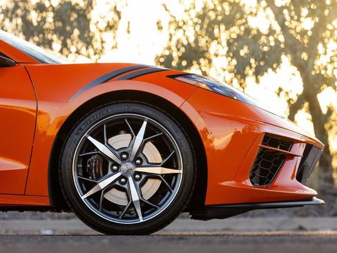 Used 2021 Chevrolet Corvette Stingray Premium Cpe w/ Z51 Performance Package RWD image 10