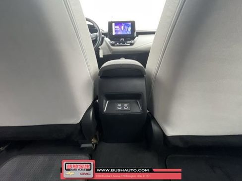 Used 2023 Toyota Corolla LE image 21