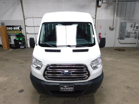 Used 2018 Ford Transit 150 XLT image 12