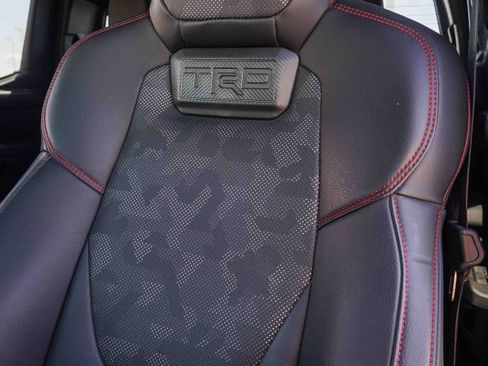 Used 2025 Toyota Tacoma TRD Pro AWD/4WD image 28