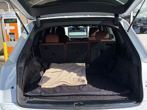 Used 2023 Audi Q7 3.0T Premium Plus image 12