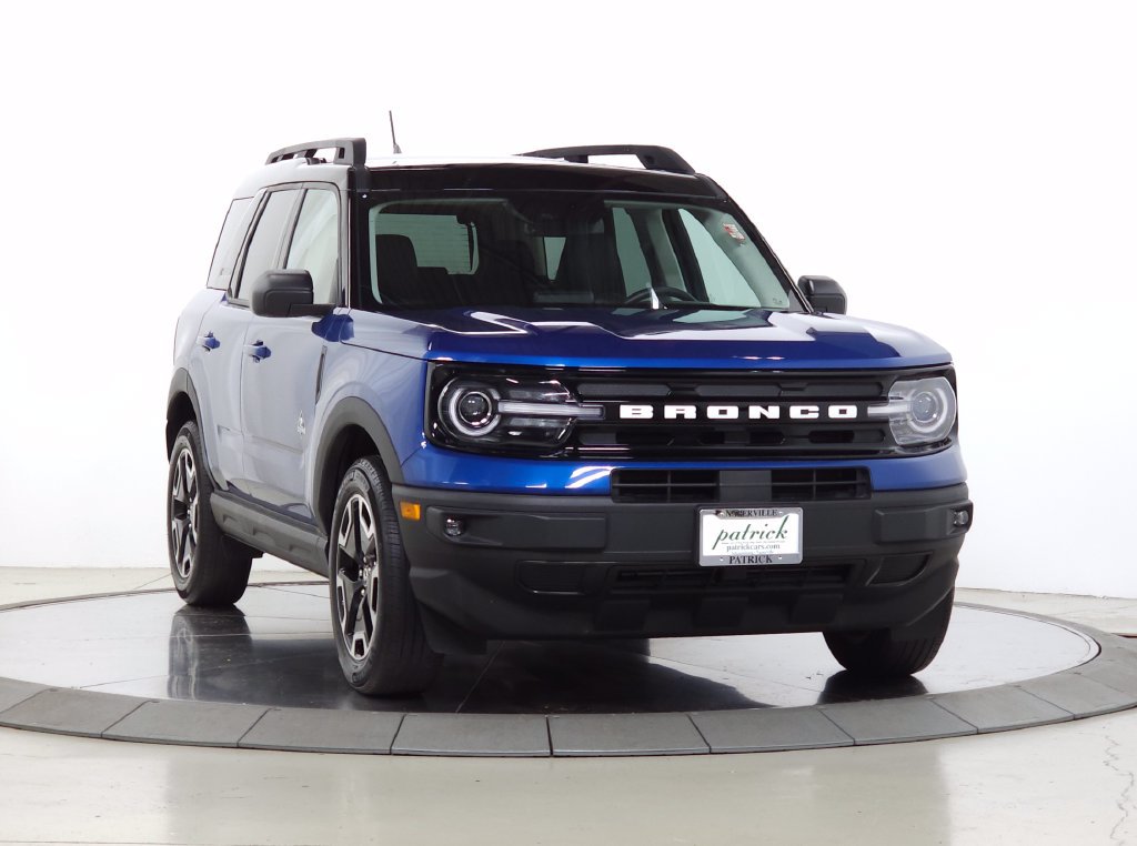 Used 2023 Ford Bronco Sport Outer Banks w/ Tech Package AWD/4WD image 9