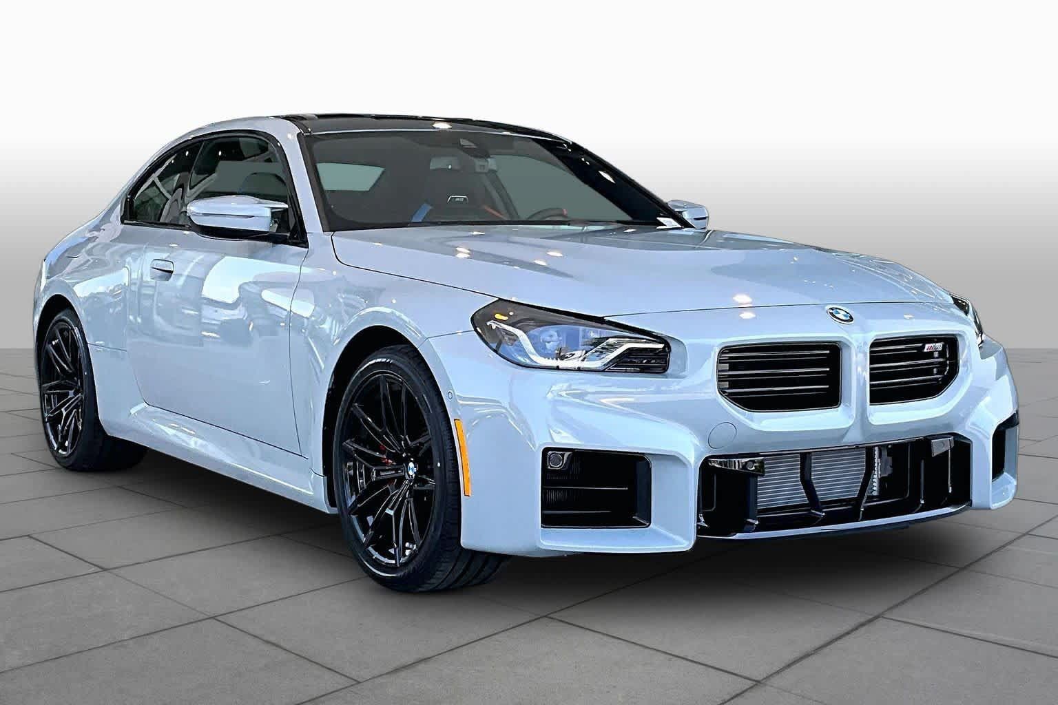 New 2026 BMW M2 w/ Lighting Package RWD image 2